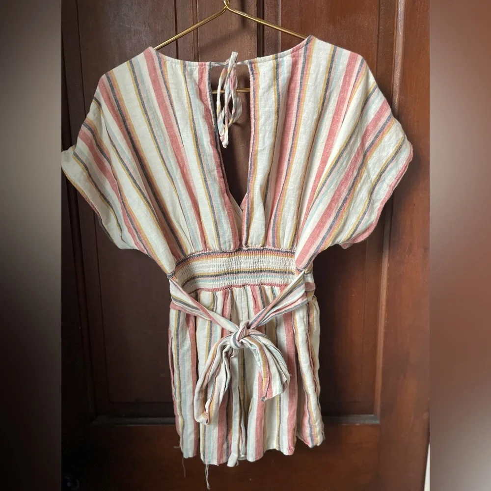 American Eagle women’s small striped romper - Picture 6 of 6